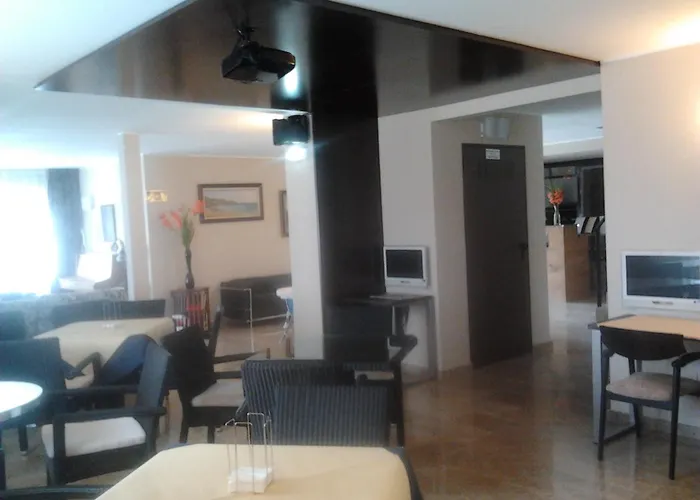 Apartamentos Ancora